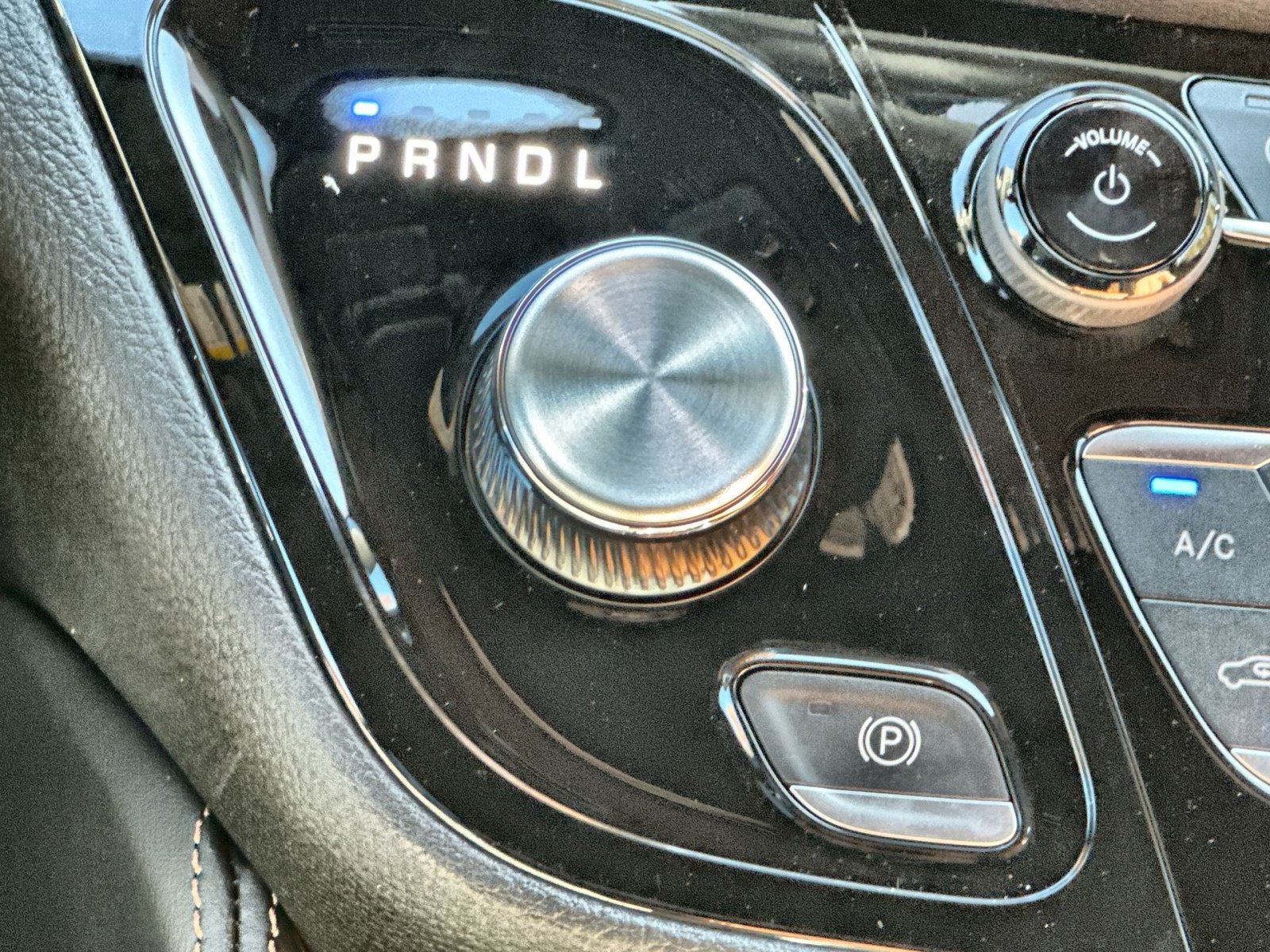 New 2026 Chrysler Pacifica Pinnacle FWD image 22