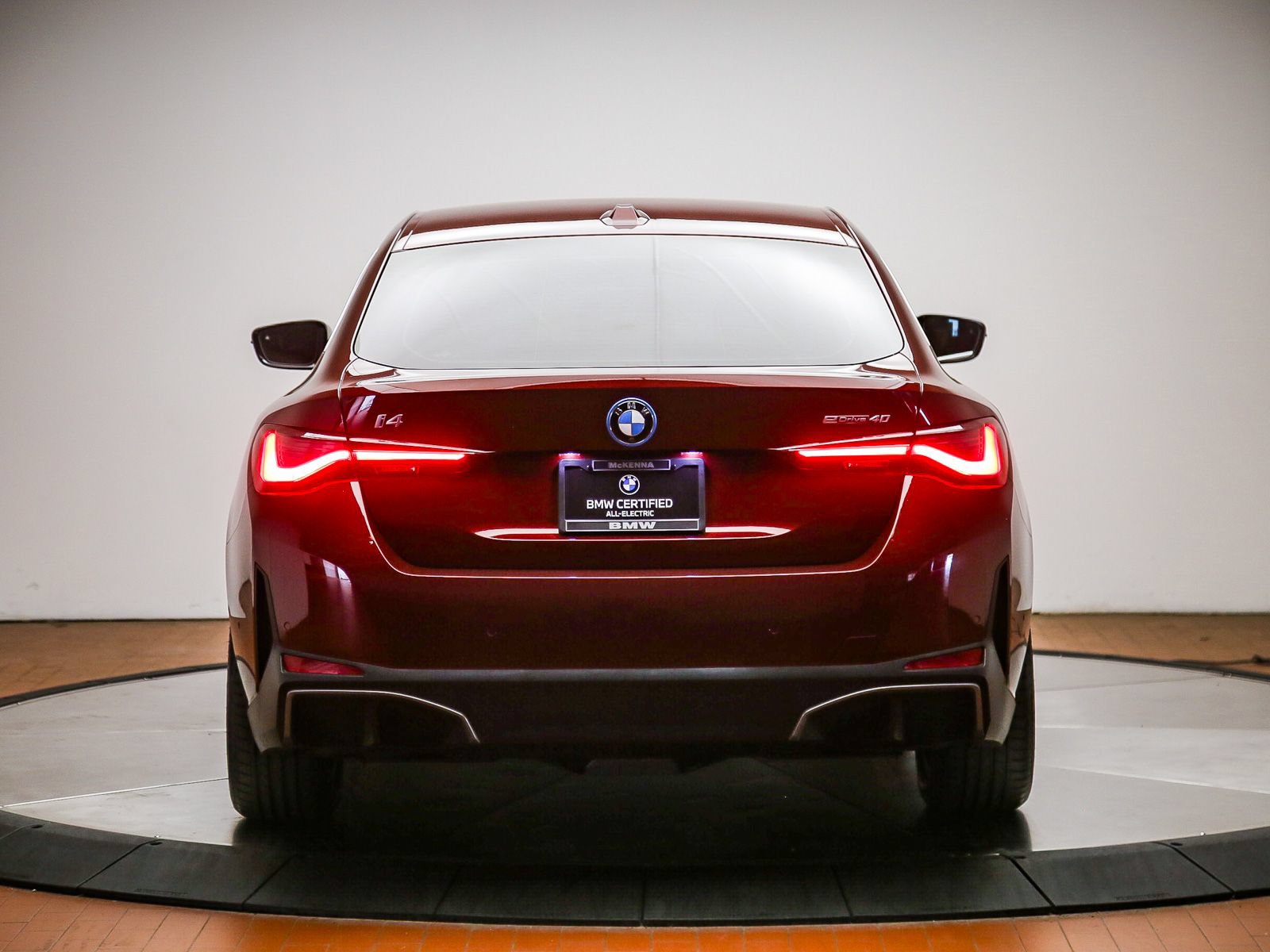 Certified 2023 BMW i4 eDrive40 w/ Premium Package RWD image 3