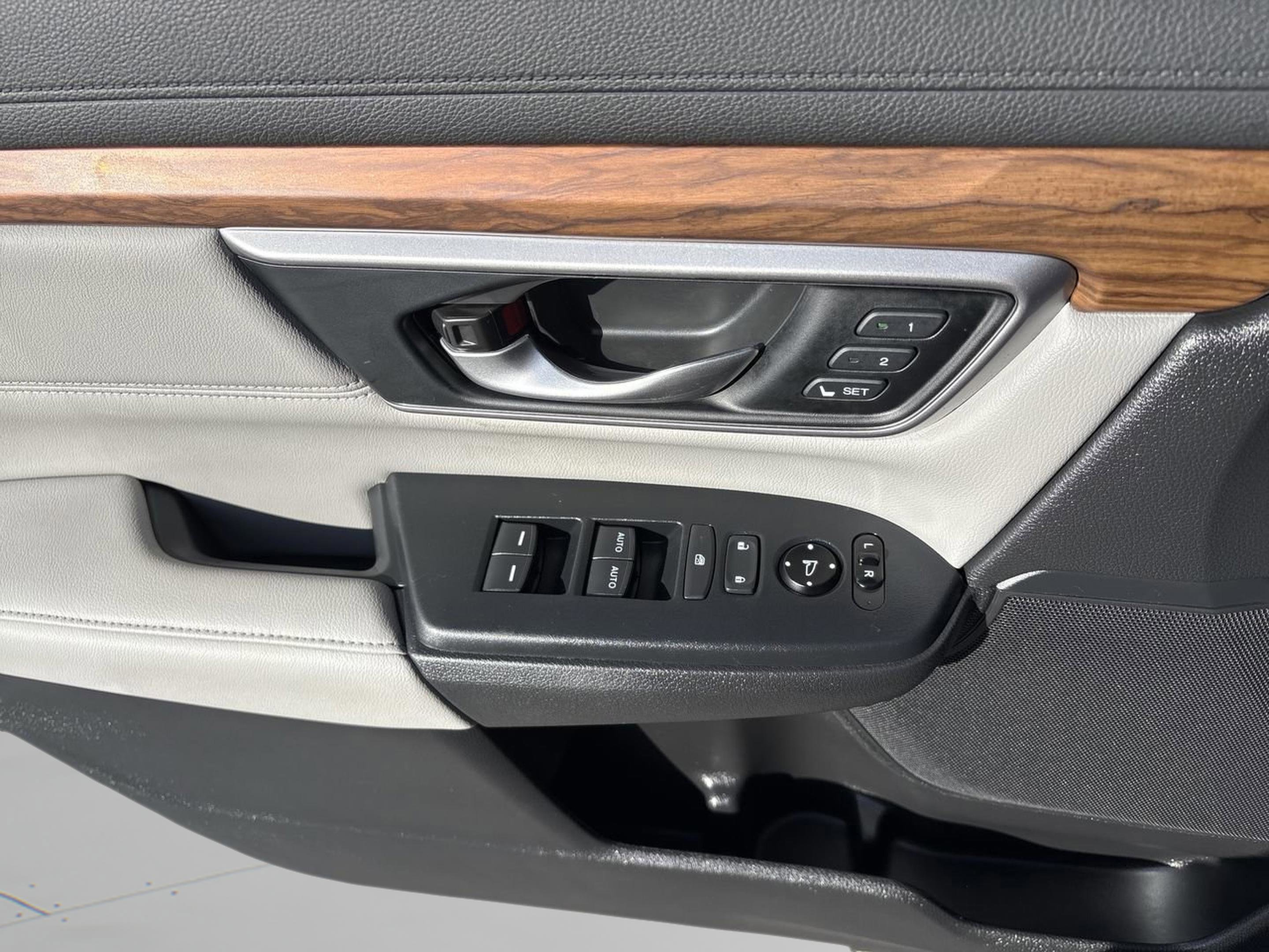 Certified 2020 Honda CR-V EX-L image 17