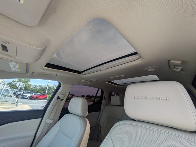 Used 2023 GMC Acadia Denali w/ Trailering Package FWD image 19