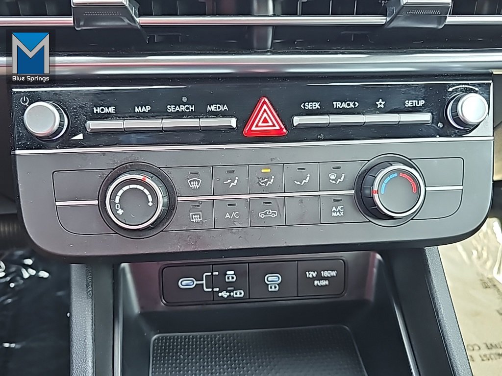 Used 2025 Hyundai Santa Cruz SE image 29