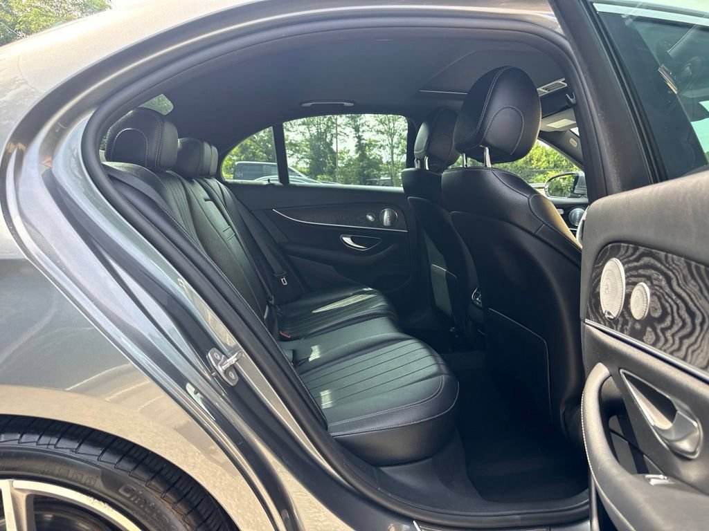 Used 2017 Mercedes-Benz E 300 4MATIC image 19