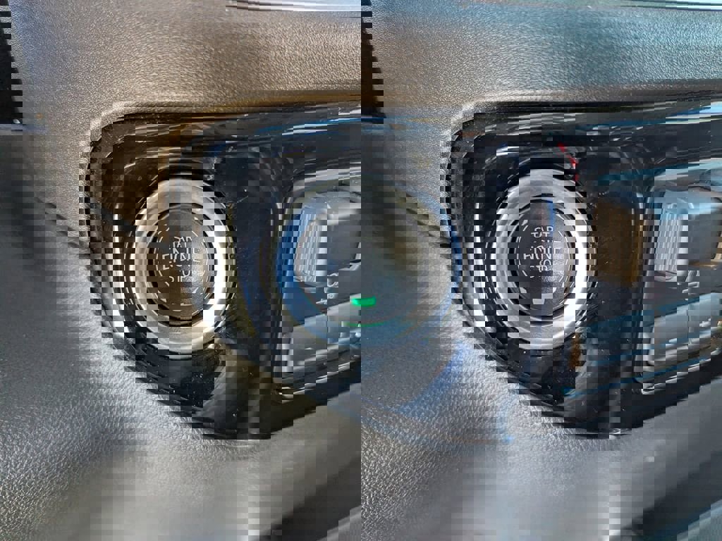 Certified 2024 Chevrolet Silverado 1500 LTZ w/ LTZ Premium Package image 24