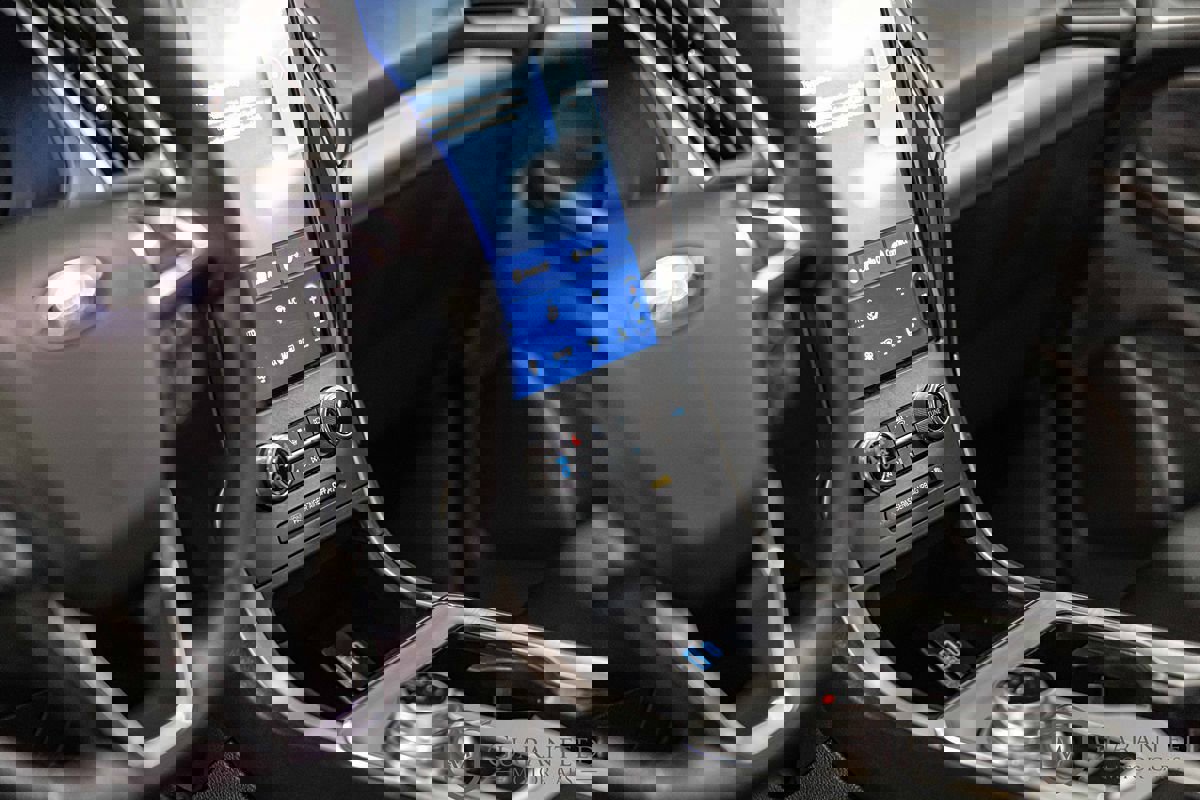 Used 2022 Ford Edge SEL image 19