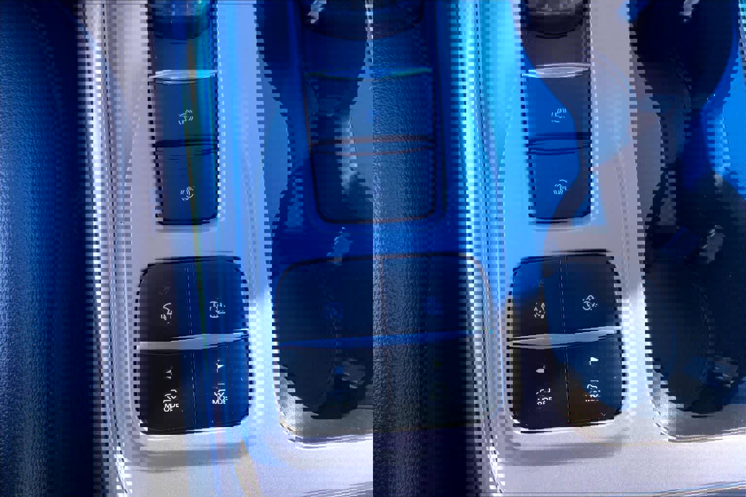 Used 2023 Ford Explorer Limited w/ Limited Technology Package image 35