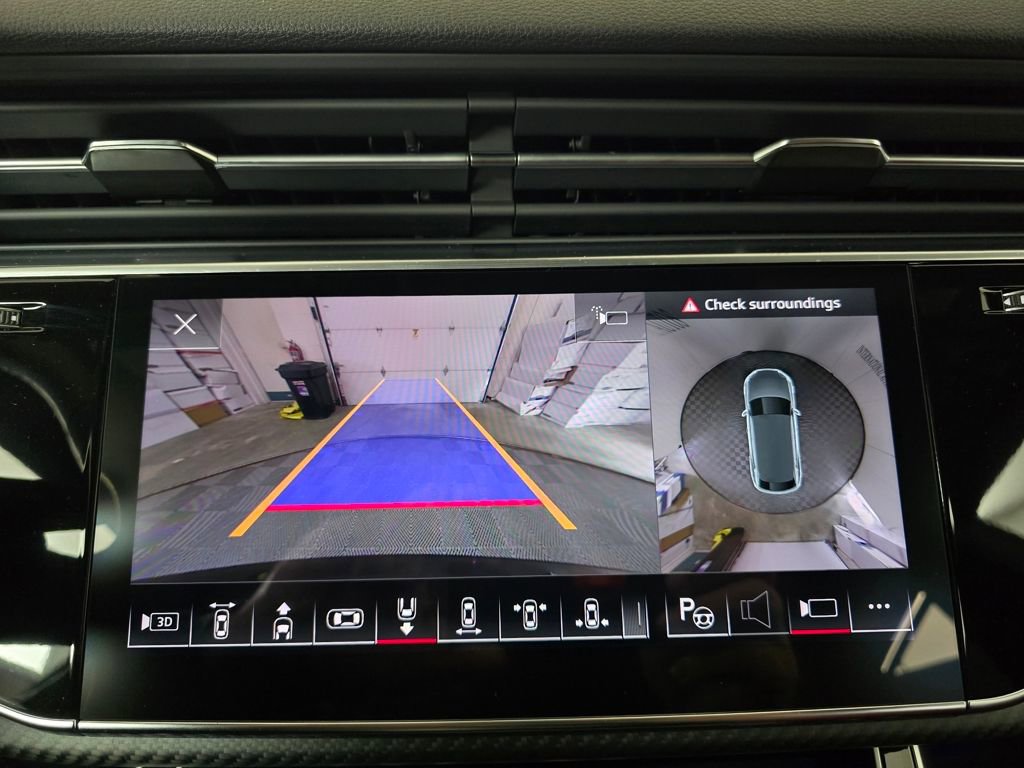 New 2026 Audi SQ8 Prestige AWD/4WD image 31