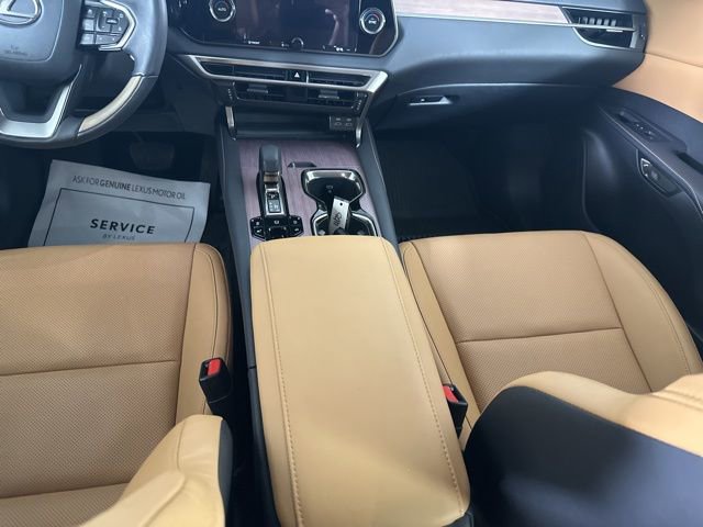 Used 2023 Lexus RX 350 Premium w/ Accessory Package AWD/4WD image 14