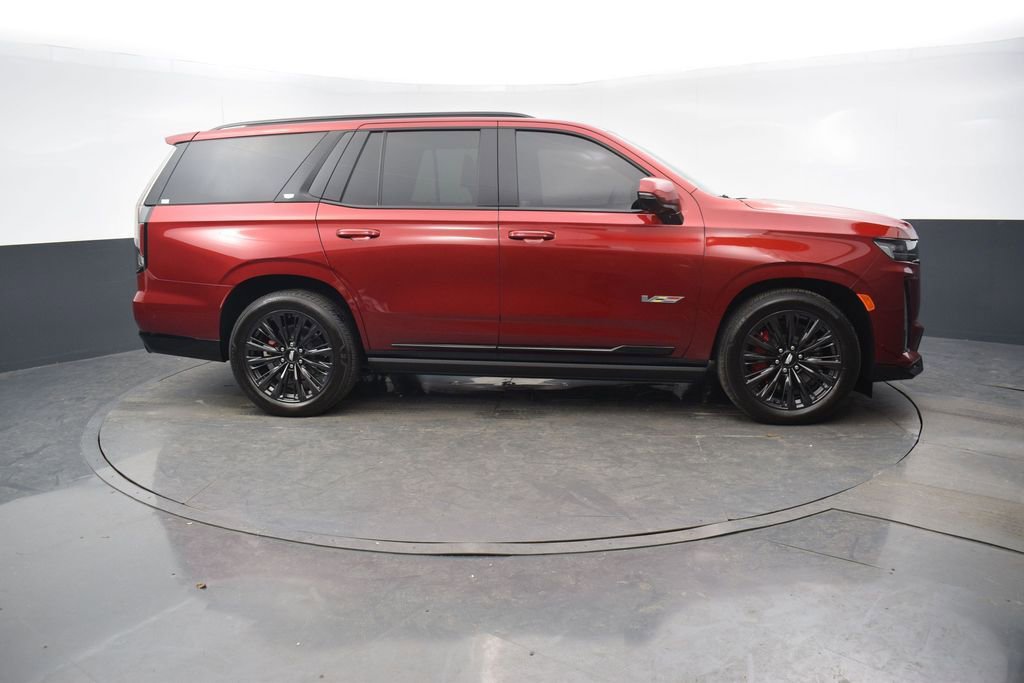 Certified 2023 Cadillac Escalade V w/ LPO, ONYX Package image 7