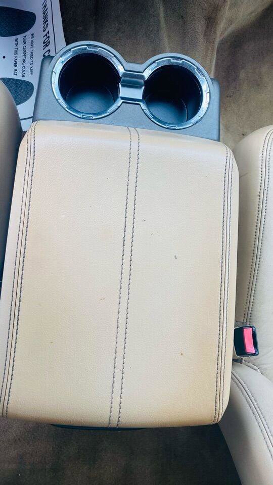 Used 2010 Ford F250 Lariat image 29