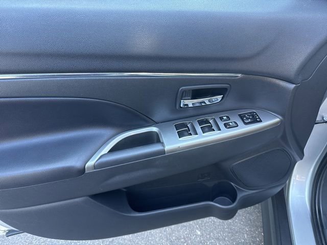 Used 2022 Mitsubishi Outlander Sport SE FWD image 7