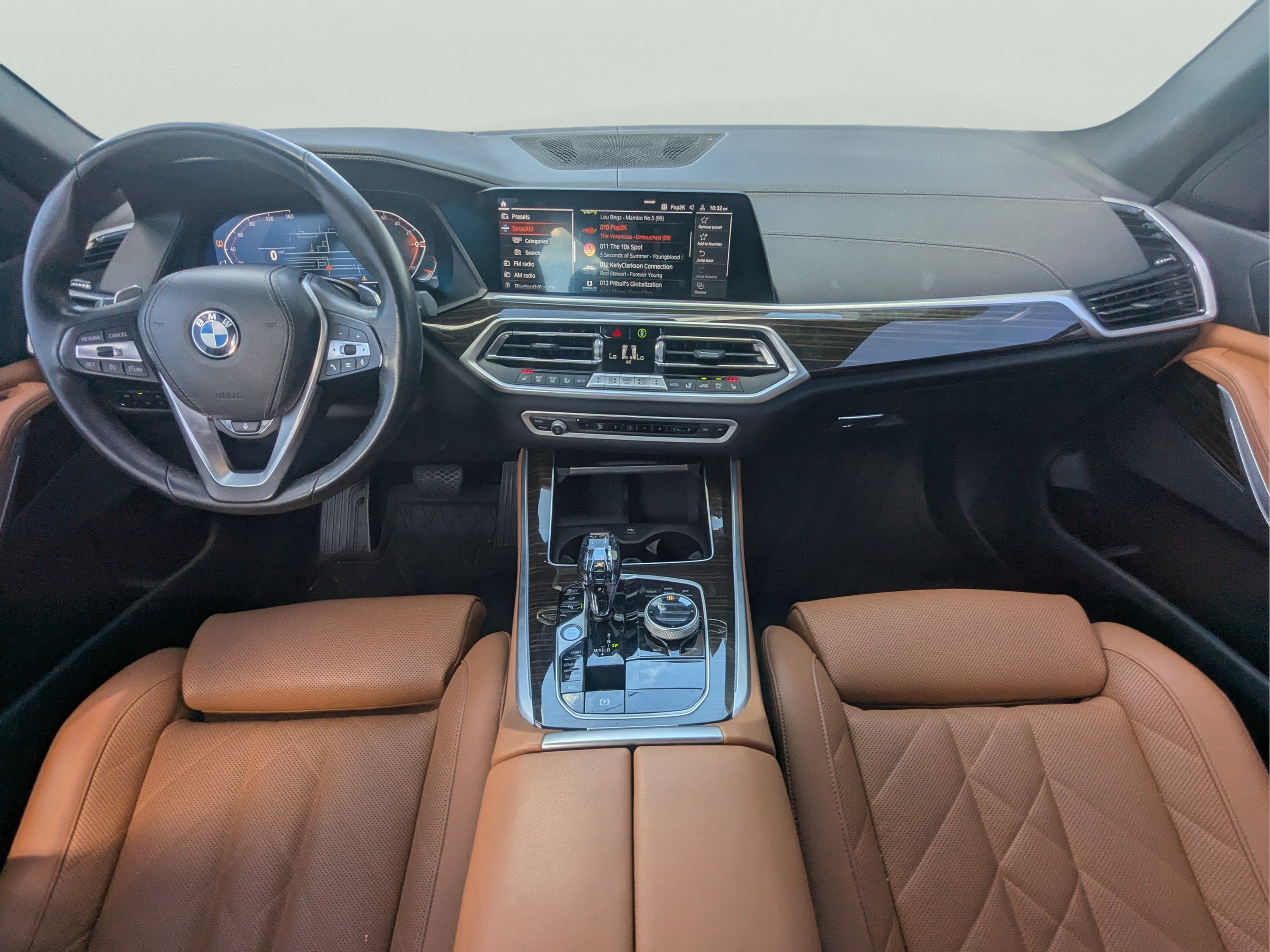 Used 2023 BMW X5 xDrive40i w/ Premium Package AWD/4WD image 11