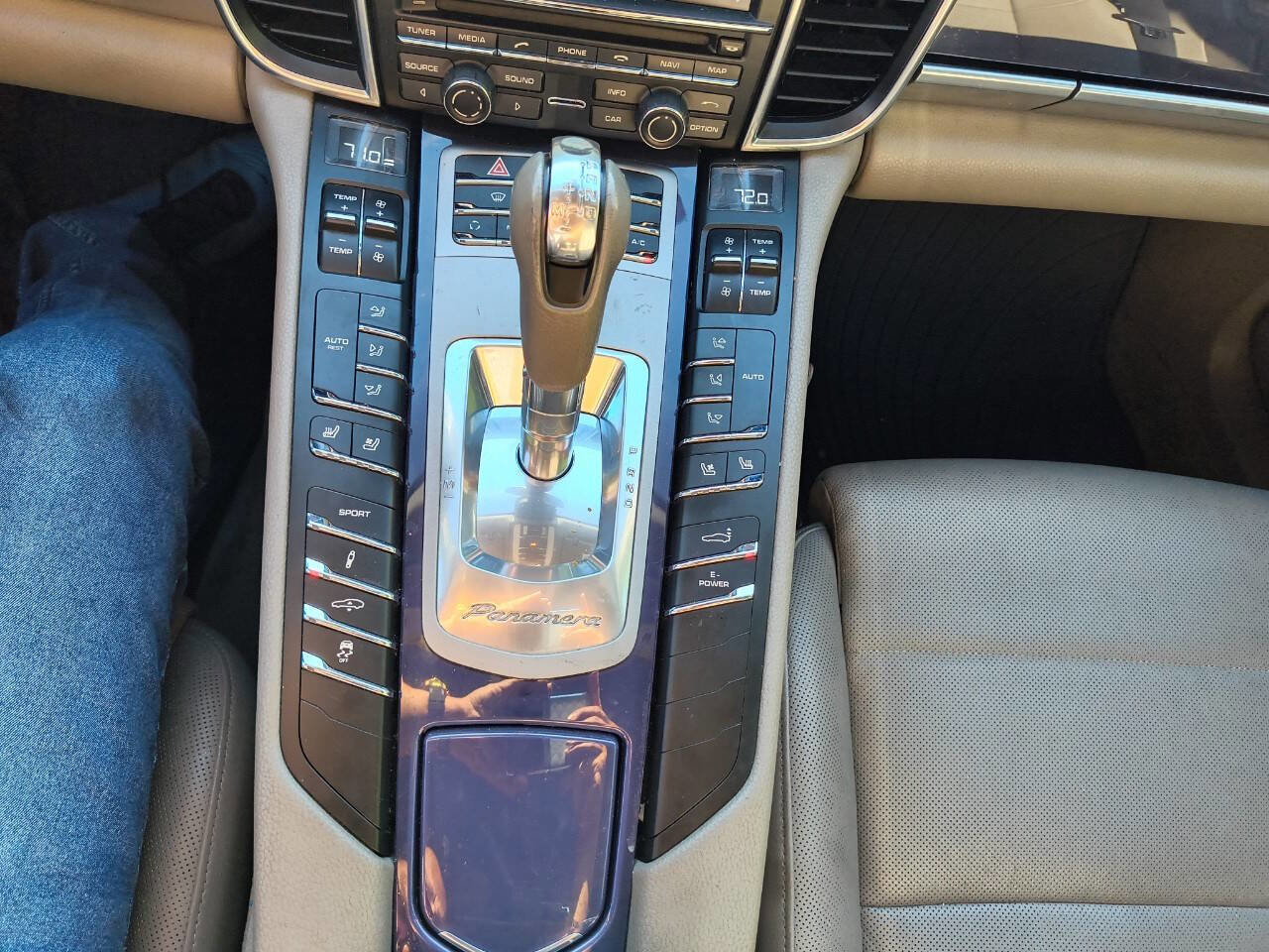 Used 2013 Porsche Panamera S w/ Comfort Pkg image 42