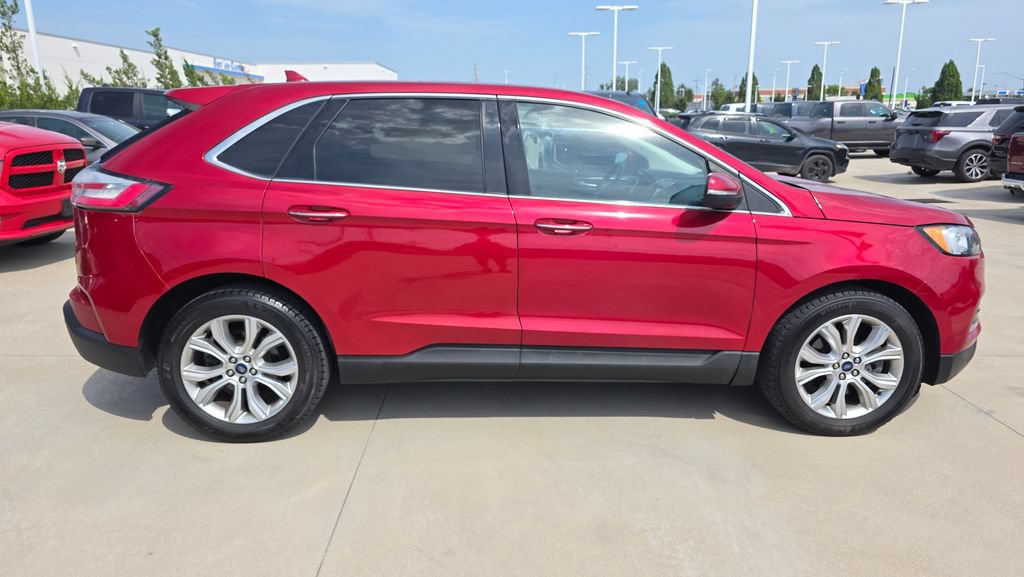Used 2020 Ford Edge Titanium AWD/4WD image 6