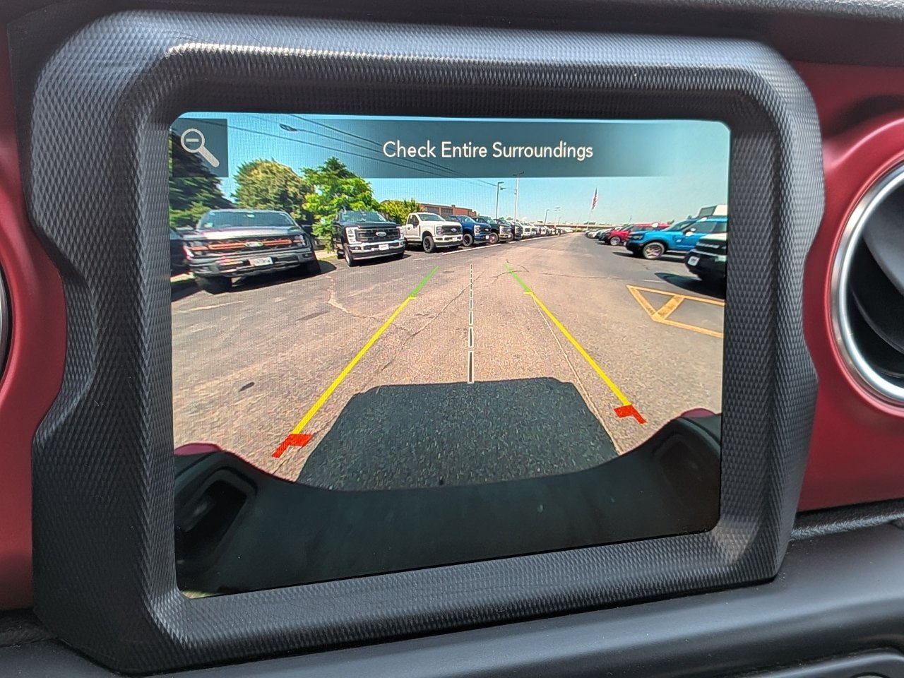 Used 2023 Jeep Gladiator Sport AWD/4WD image 22