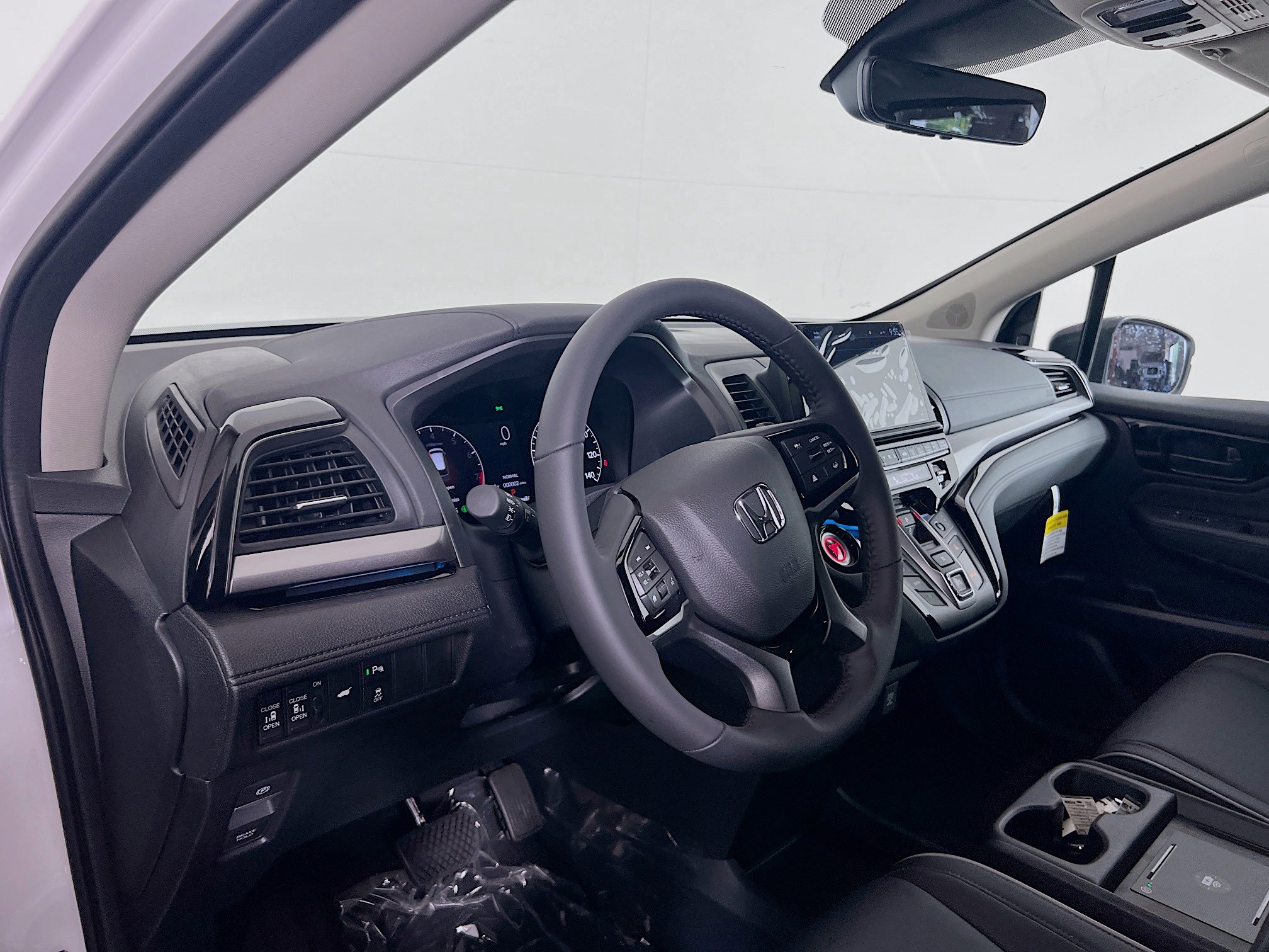 New 2026 Honda Odyssey Touring image 8