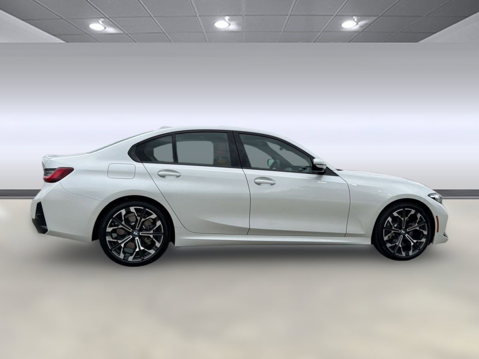 New 2026 BMW 330i xDrive Sedan w/ M Sport Package AWD/4WD image 8