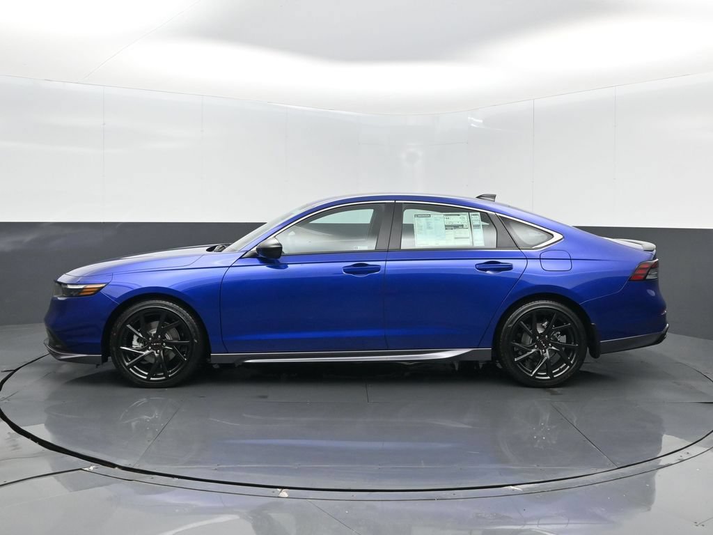 Used 2025 Honda Accord Sport image 4