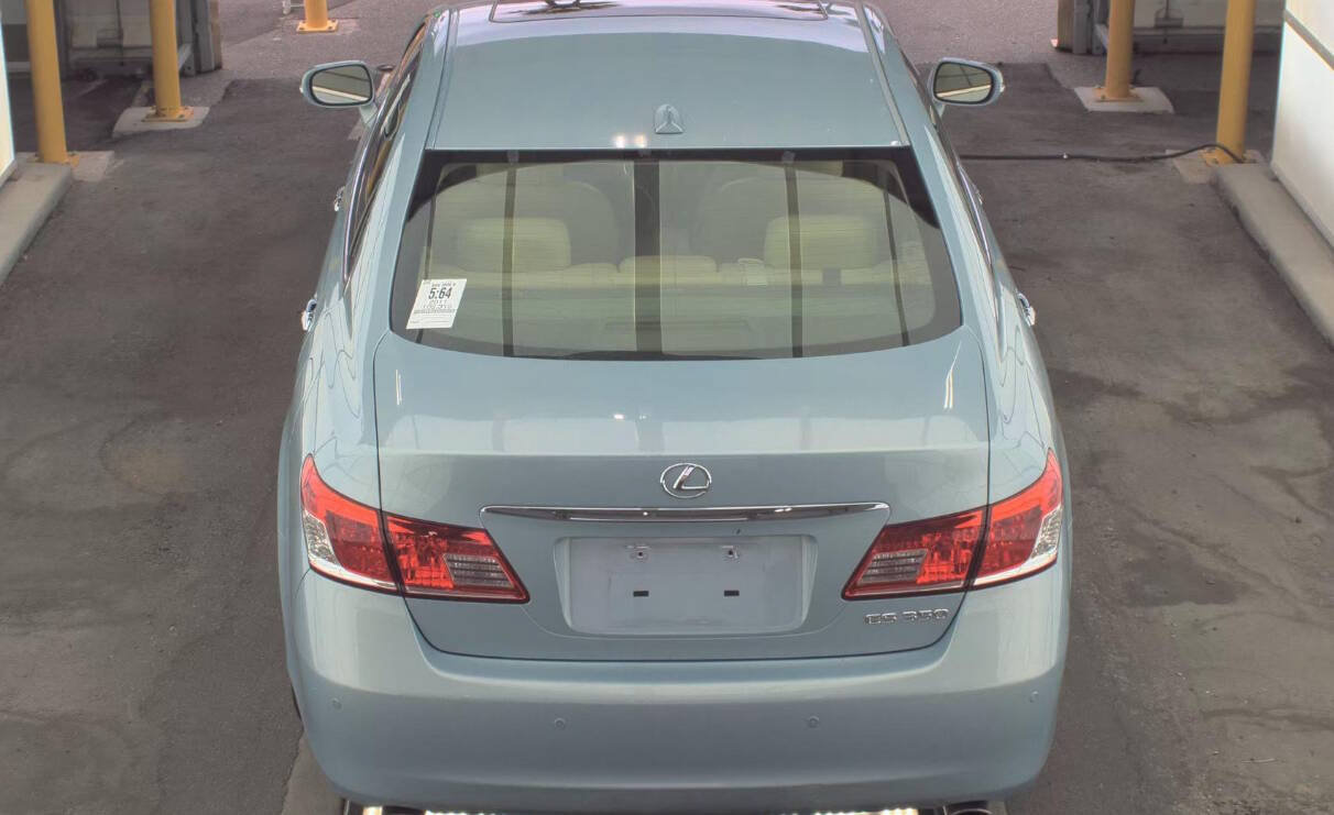 Used 2011 Lexus ES 350 FWD image 4