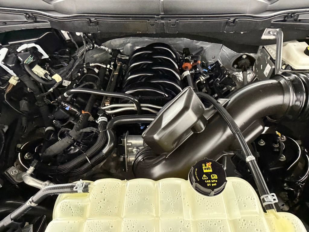 Used 2025 Ford F150 Lariat w/ FX4 Off-Road Package image 35