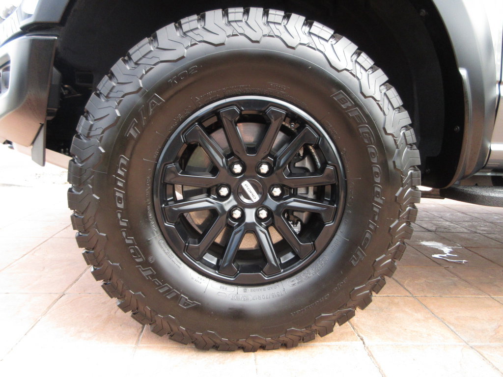 Certified 2026 Ford F150 Raptor AWD/4WD image 9
