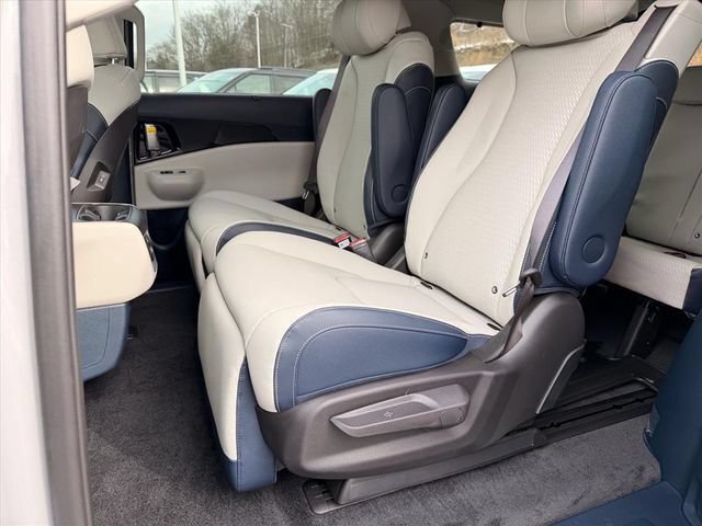 New 2026 Kia Carnival SX Prestige FWD image 8