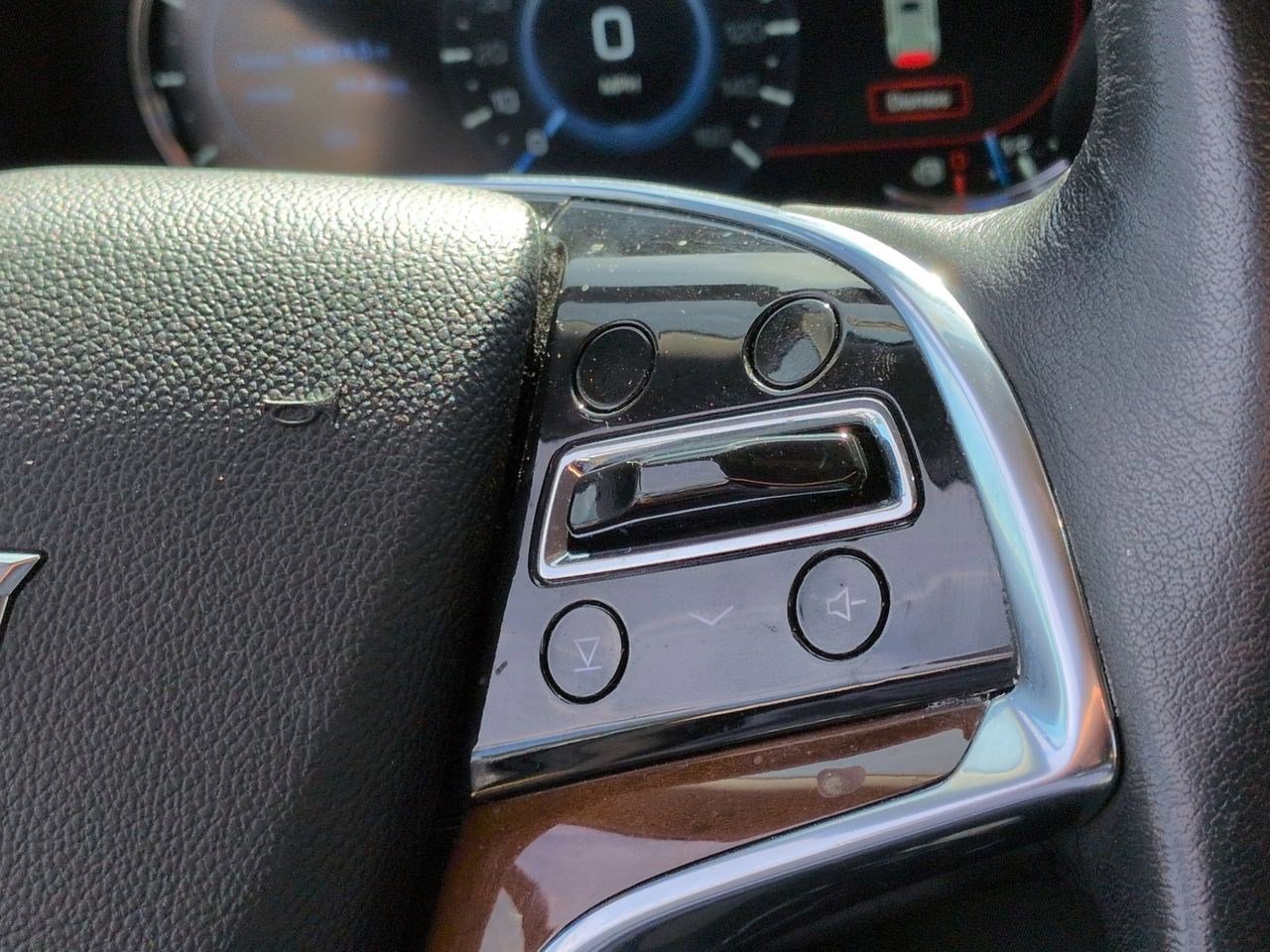 Used 2020 Cadillac Escalade ESV 2WD image 12