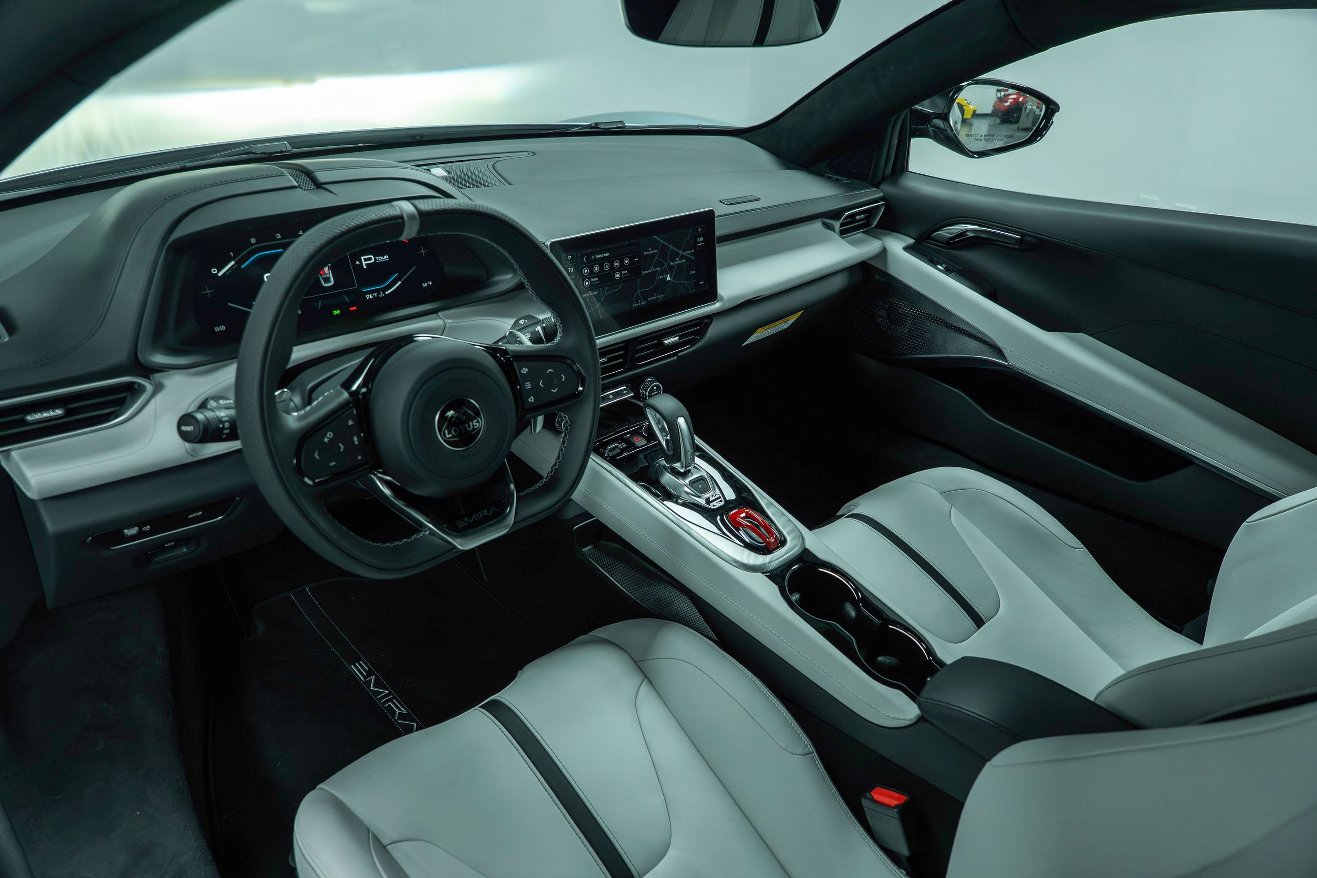 New 2026 Lotus Emira SE RWD image 4