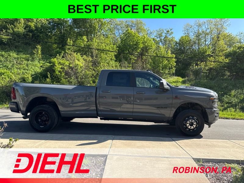 New 2026 RAM 3500 Laramie AWD/4WD image 8