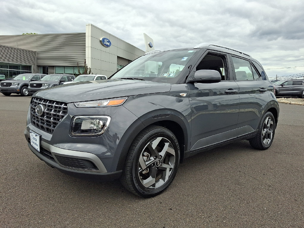 Used 2026 Hyundai Venue SEL FWD image 6