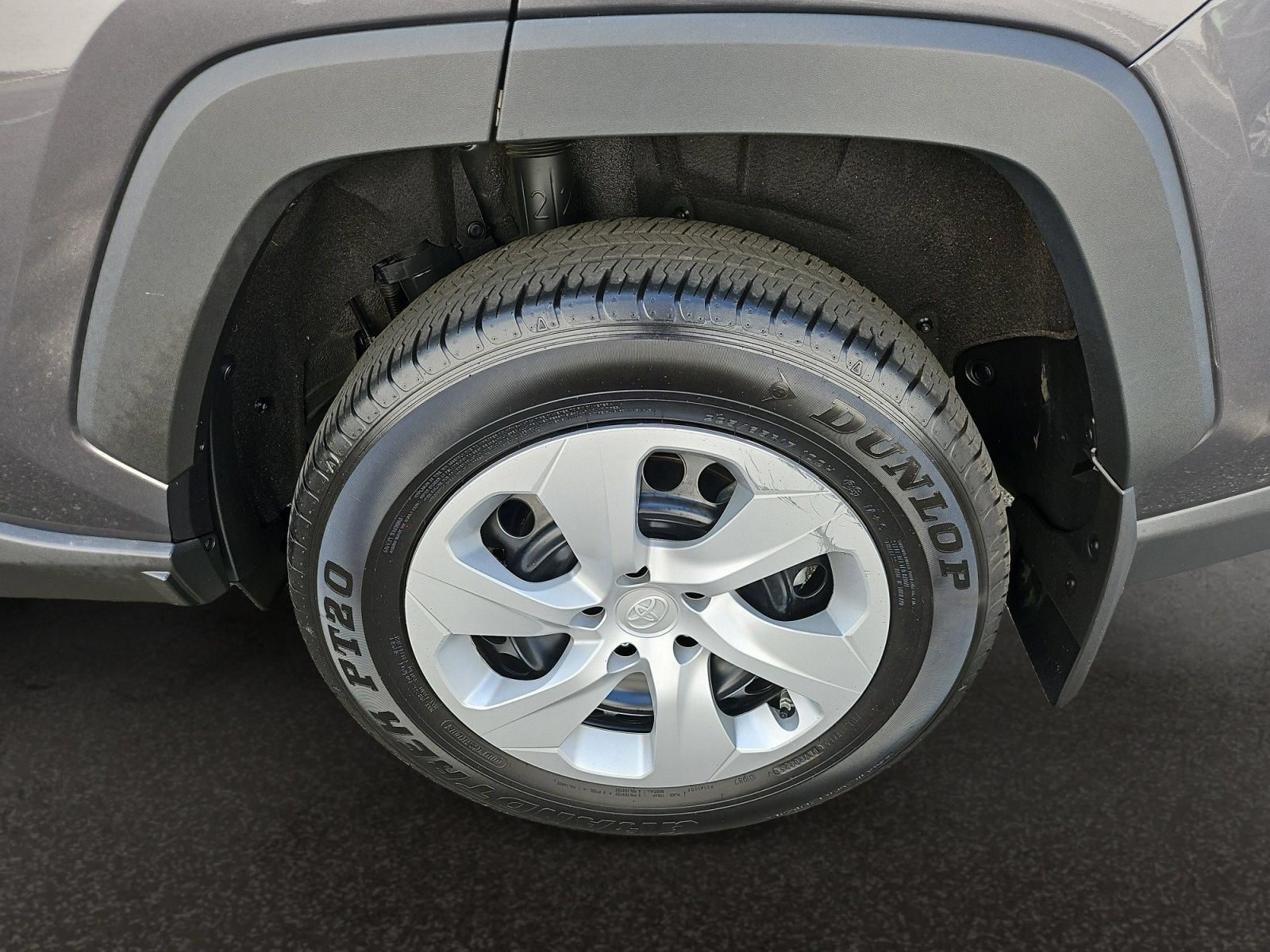 Used 2025 Toyota RAV4 LE AWD/4WD image 46
