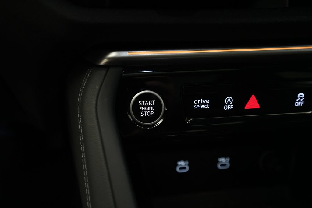 Certified 2025 Audi Q5 Prestige AWD/4WD image 31