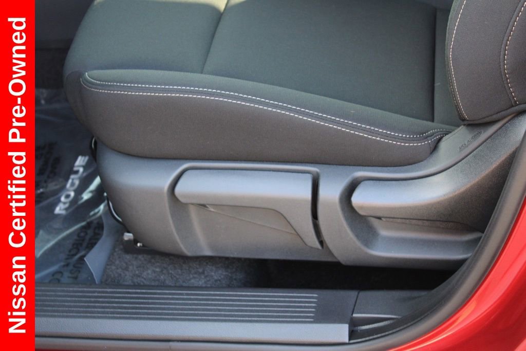 Certified 2025 Nissan Rogue S image 16