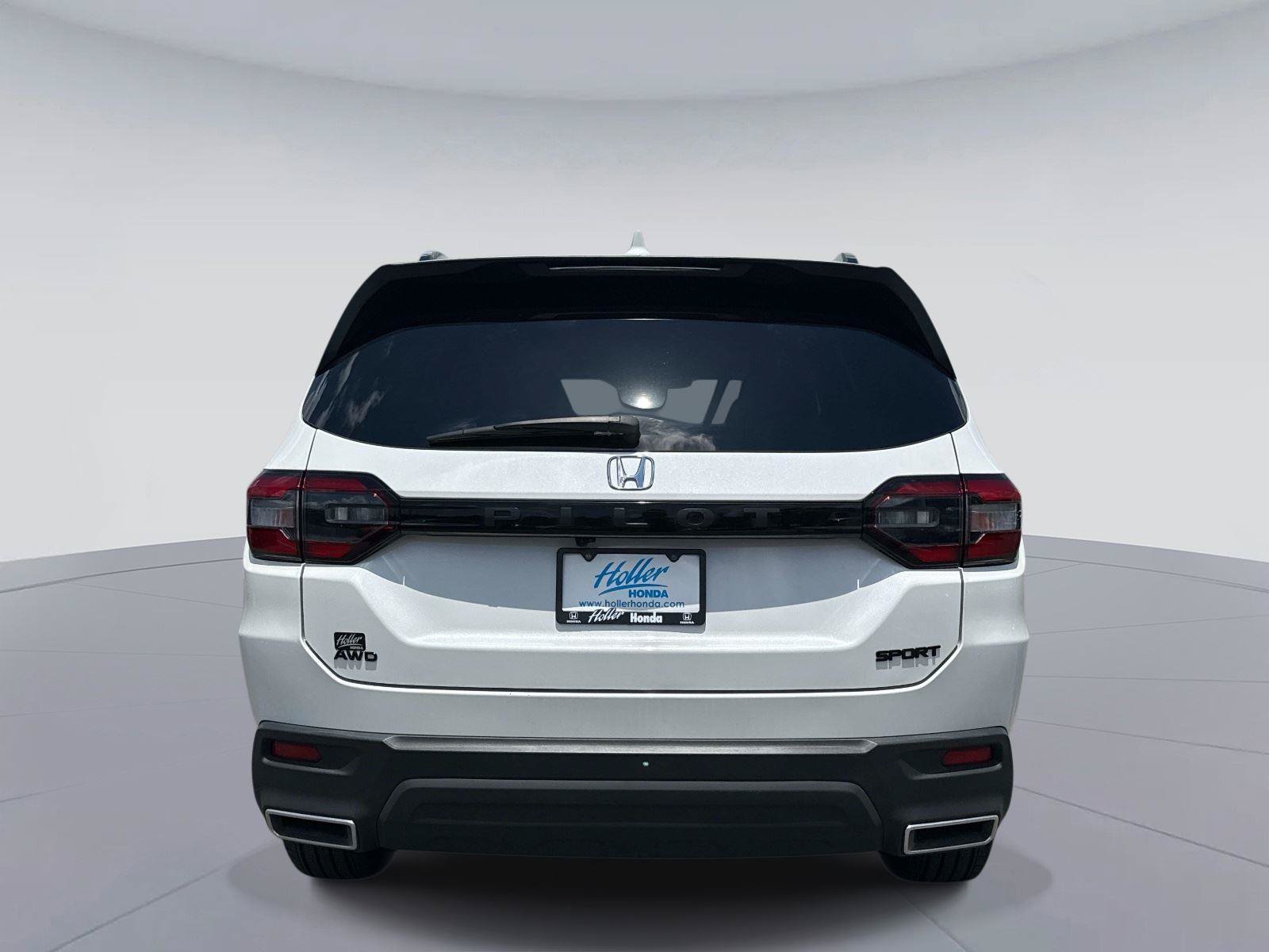 Certified 2025 Honda Pilot Sport image 5