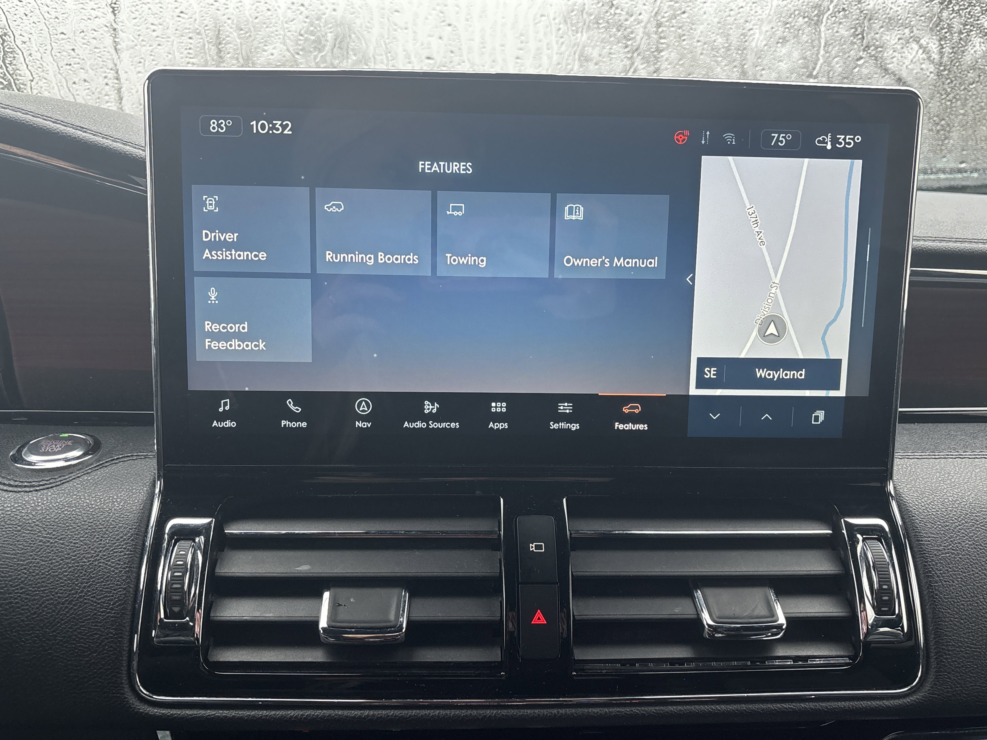 Used 2023 Lincoln Navigator 4WD image 21