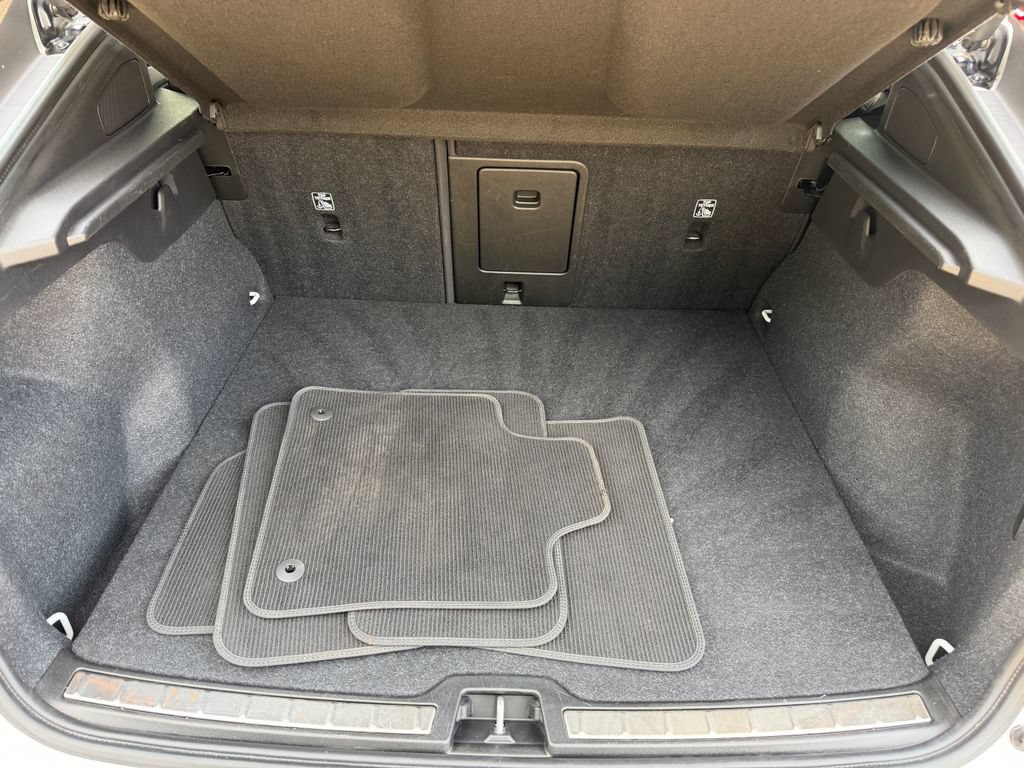 Certified 2023 Volvo C40 Recharge Core w/ Climate Package AWD/4WD image 26