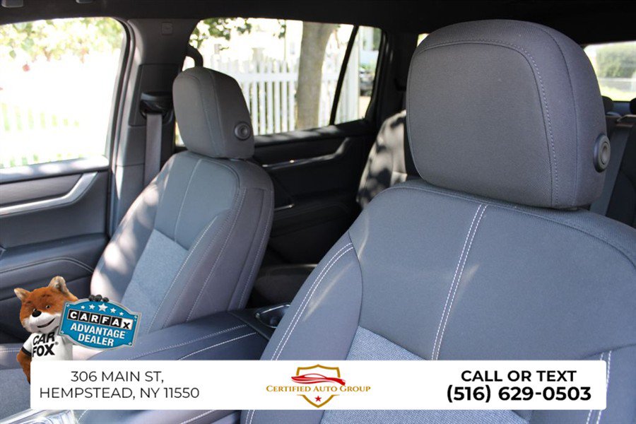 Used 2025 GMC Acadia Elevation FWD image 9