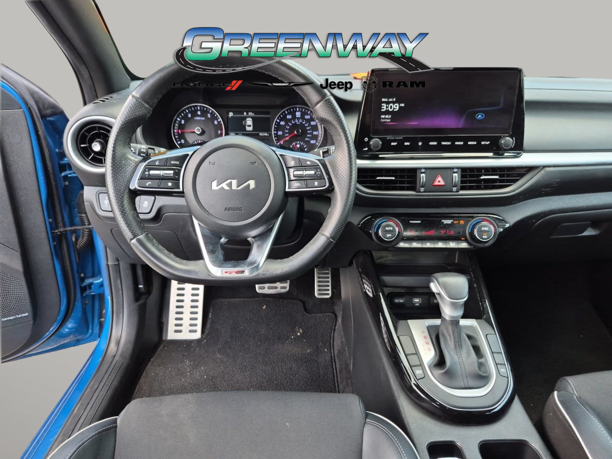 Used 2024 Kia Forte GT-Line w/ GT-Line Premium Package FWD image 9