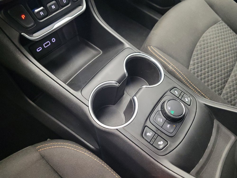 Used 2020 GMC Terrain SLE w/ Driver Convenience Package image 26