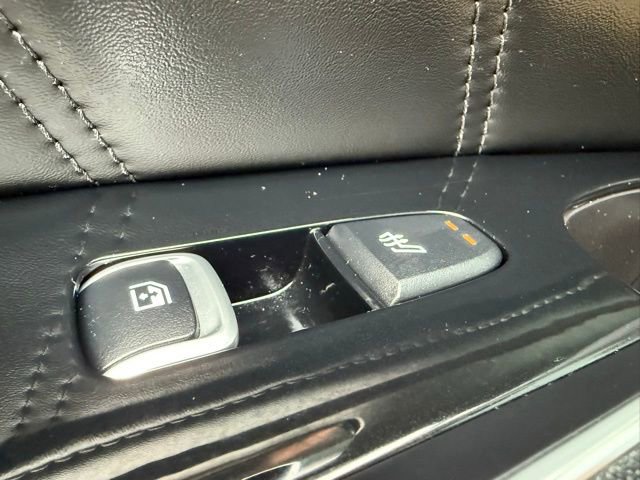 Used 2023 Kia Sorento SX image 37