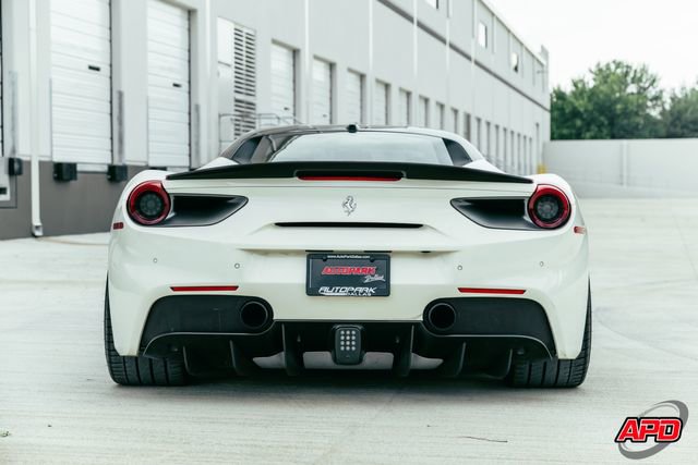 Used 2018 Ferrari 488 GTB RWD image 17
