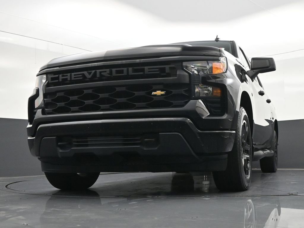 Used 2022 Chevrolet Silverado 1500 Custom RWD image 30