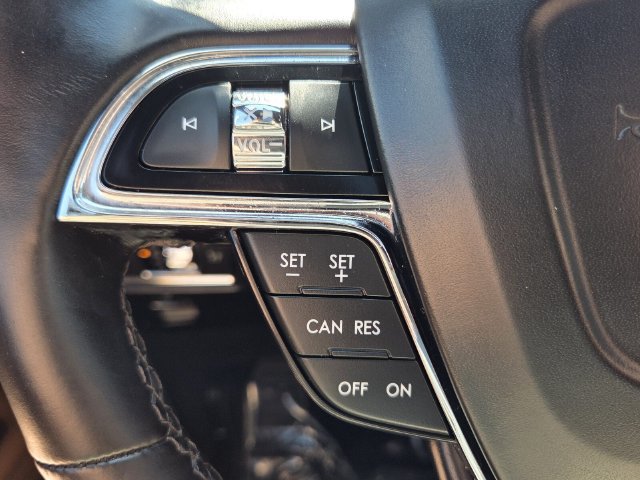 Used 2022 Lincoln Nautilus Reserve FWD image 30