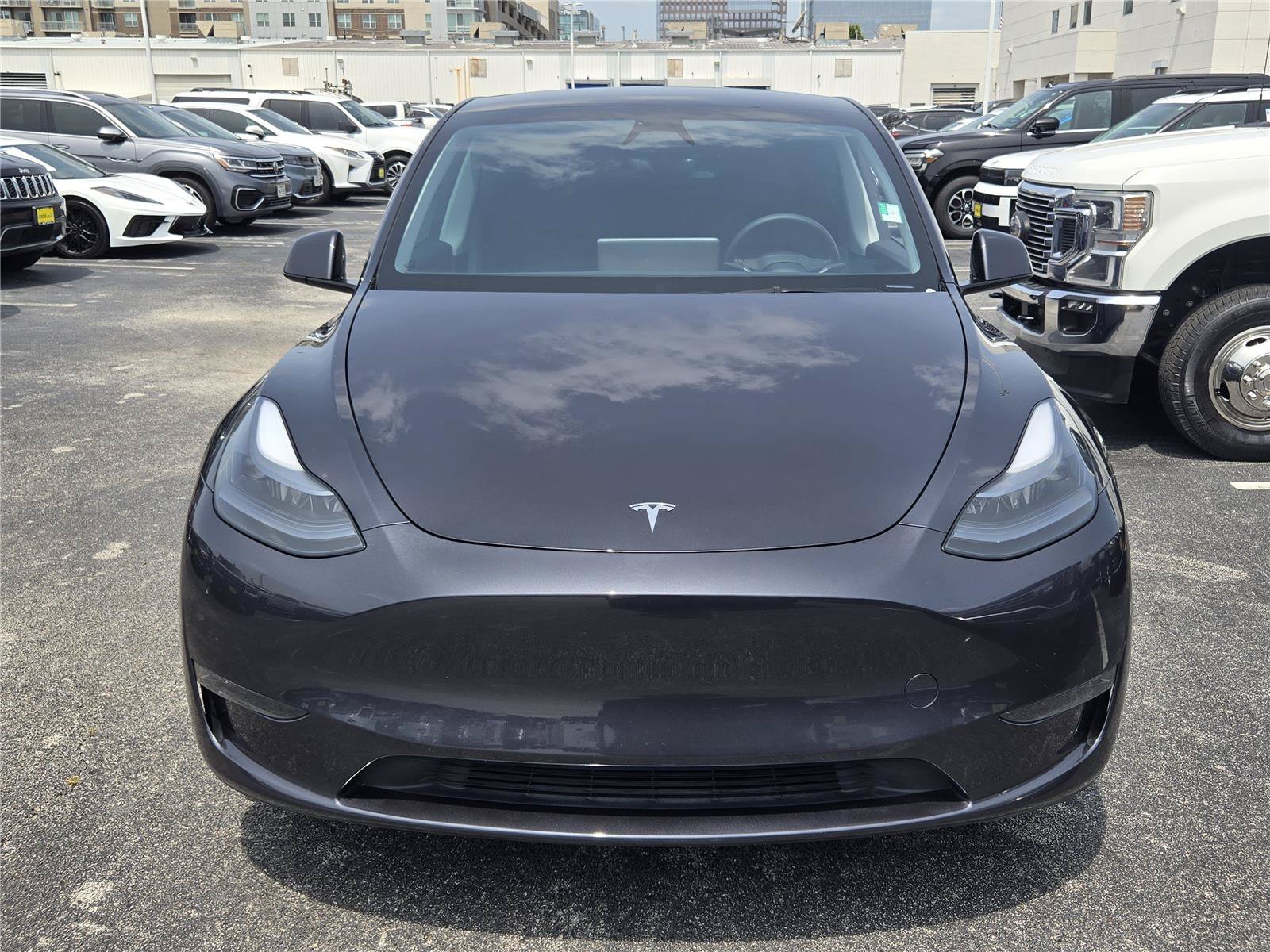 Used 2025 Tesla Model Y Long Range AWD/4WD image 2