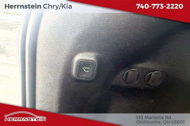 Used 2022 Jeep Cherokee Trailhawk w/ Premium Leather Package image 25