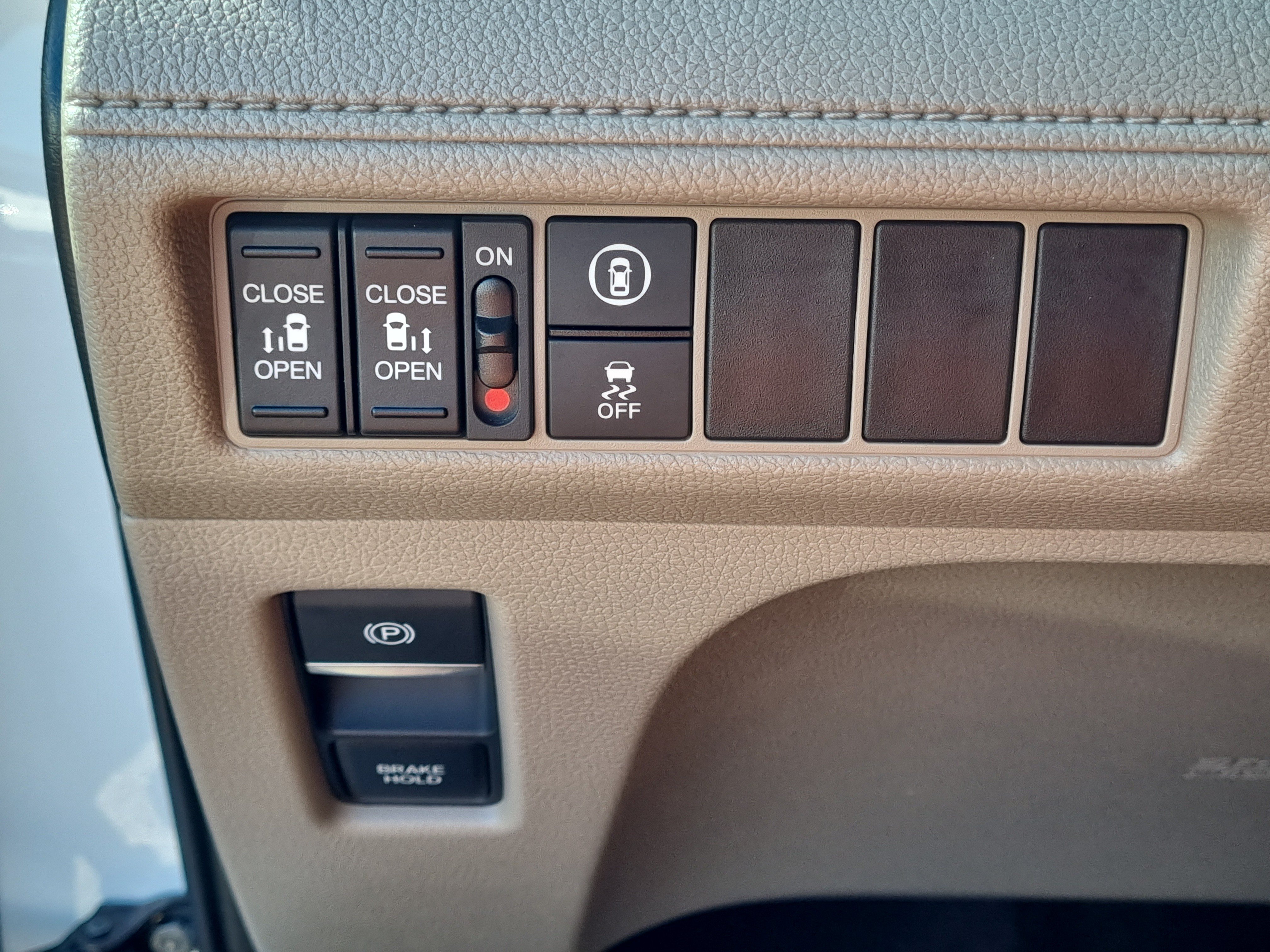 Used 2023 Honda Odyssey EX image 25