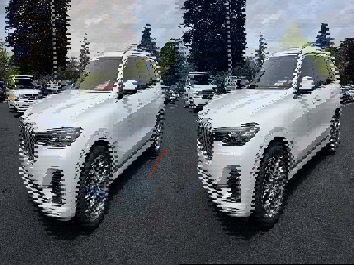 Used 2019 BMW X7 xDrive50i image 3