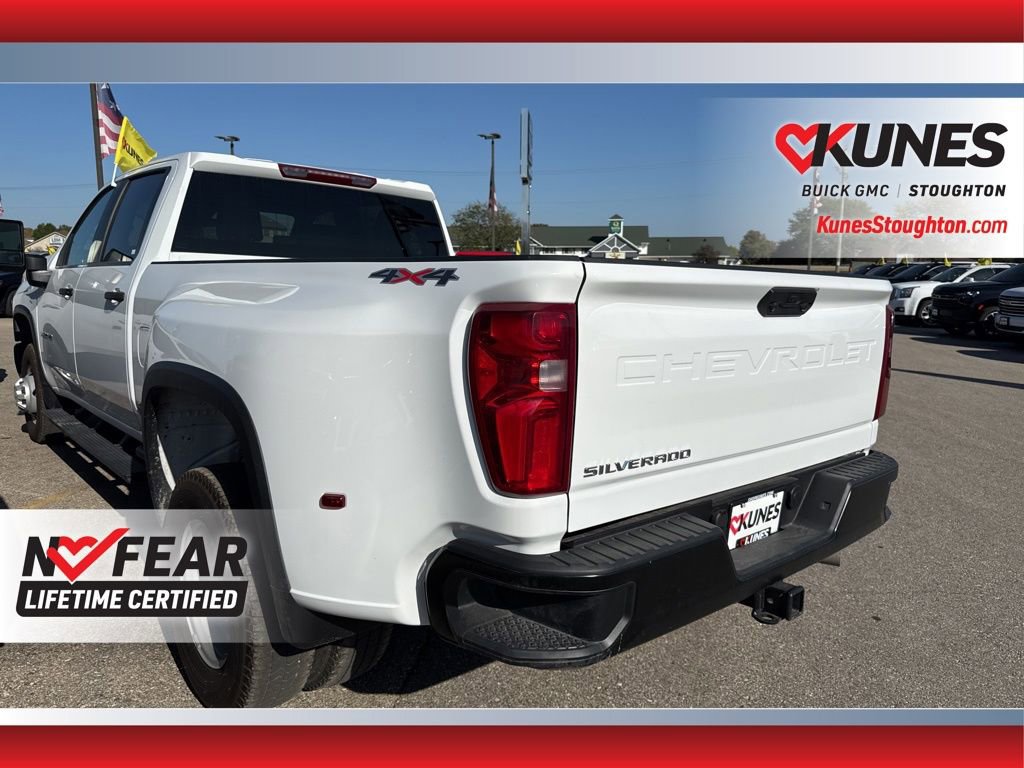 Used 2024 Chevrolet Silverado 3500 W/T image 8
