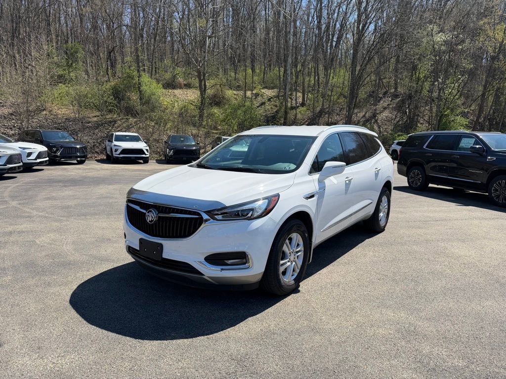 Used 2021 Buick Enclave Essence image 7