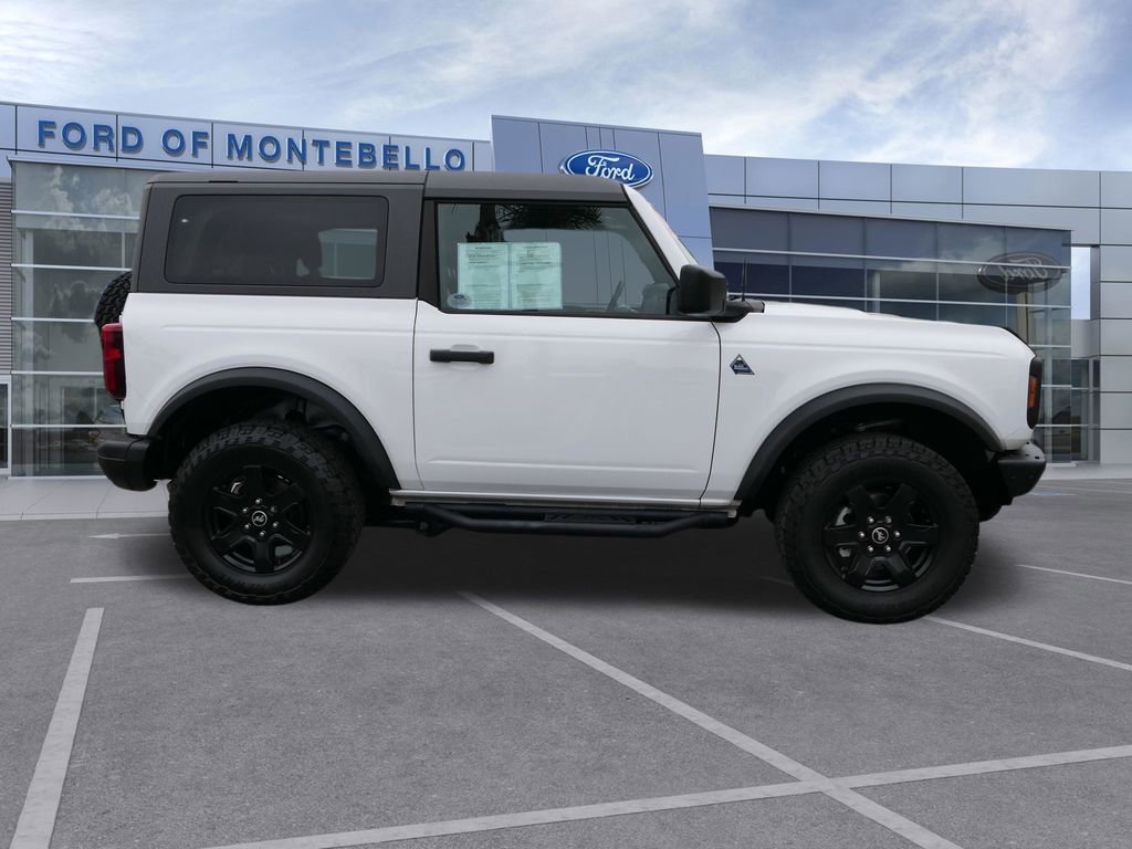 Used 2022 Ford Bronco Black Diamond AWD/4WD image 2