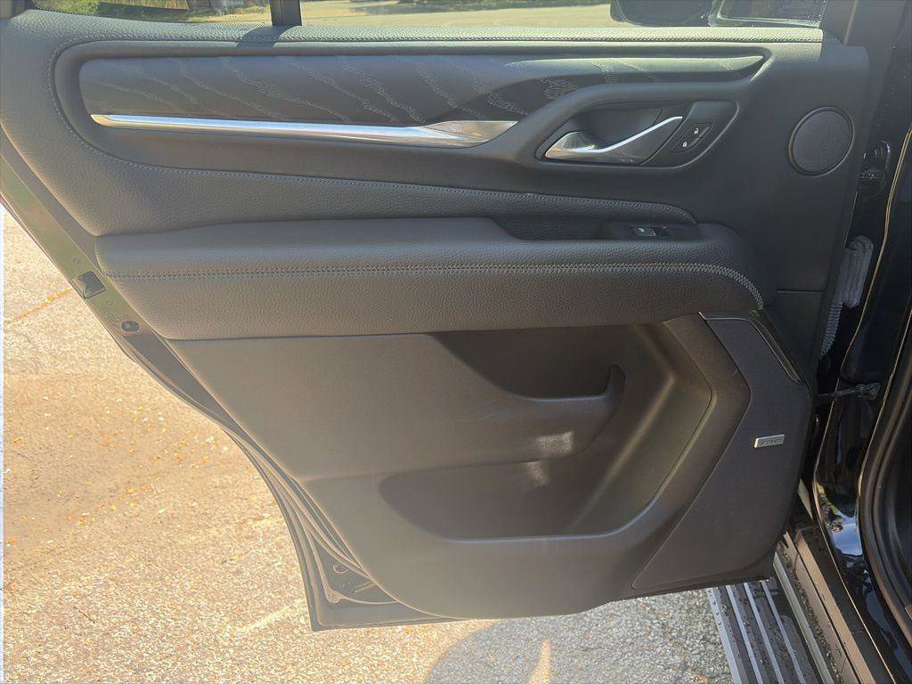 Used 2022 GMC Yukon Denali image 11